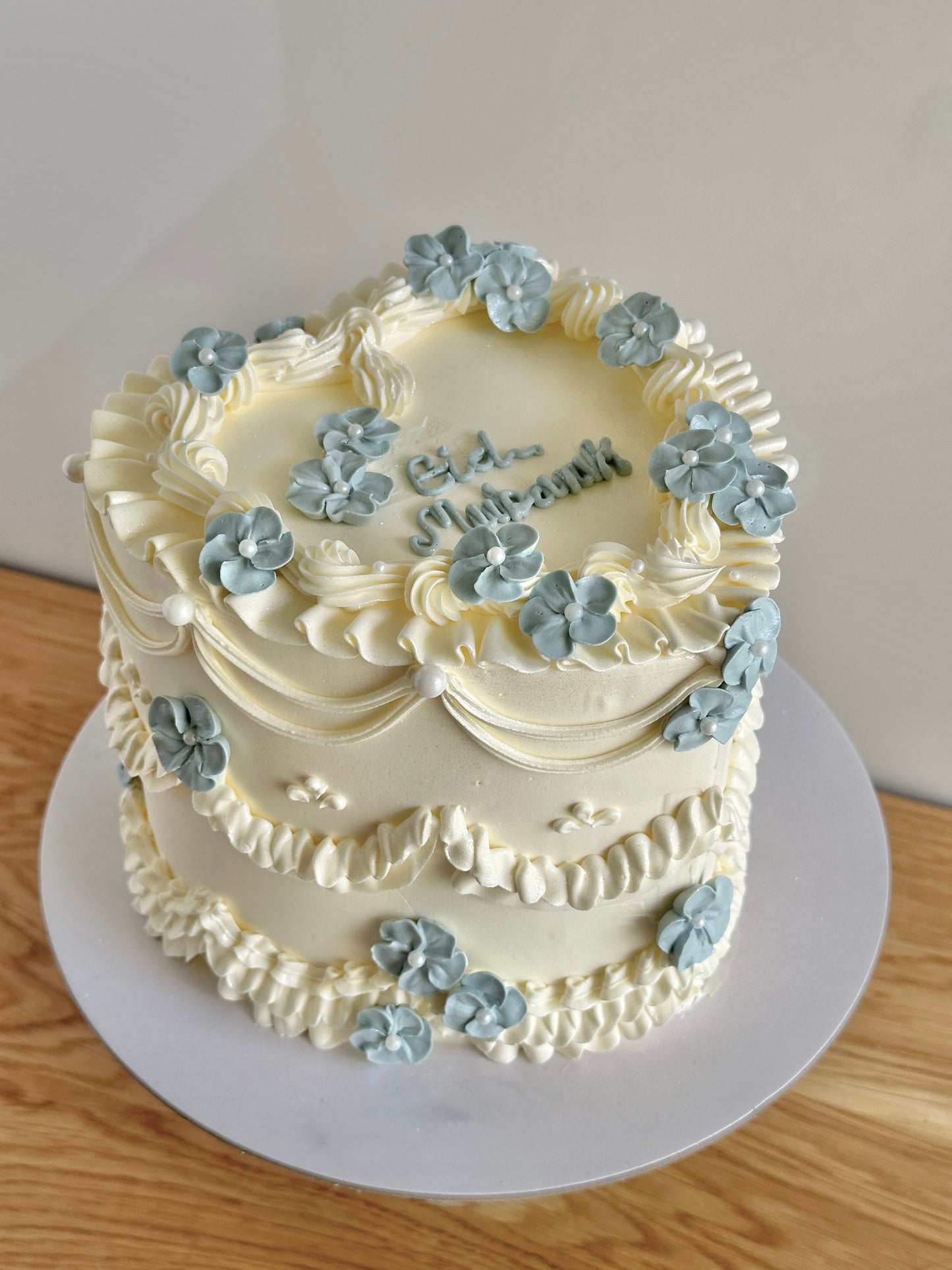 Dainty Flowers On Vintage Cake